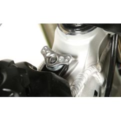 Patte de fixation pour compteur d'heure