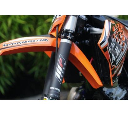 Protection de fourche supérieure RFX Race Series Forkshrink logo Showa - blanc