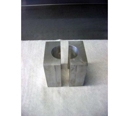 Brides de tube de fourche KAYABA Ø43mm