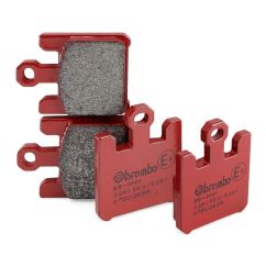 Plaquettes de frein BREMBO route métal fritté - 07SU26SA Plaquettes de frein BREMBO route métal fritté - 07SU26SA