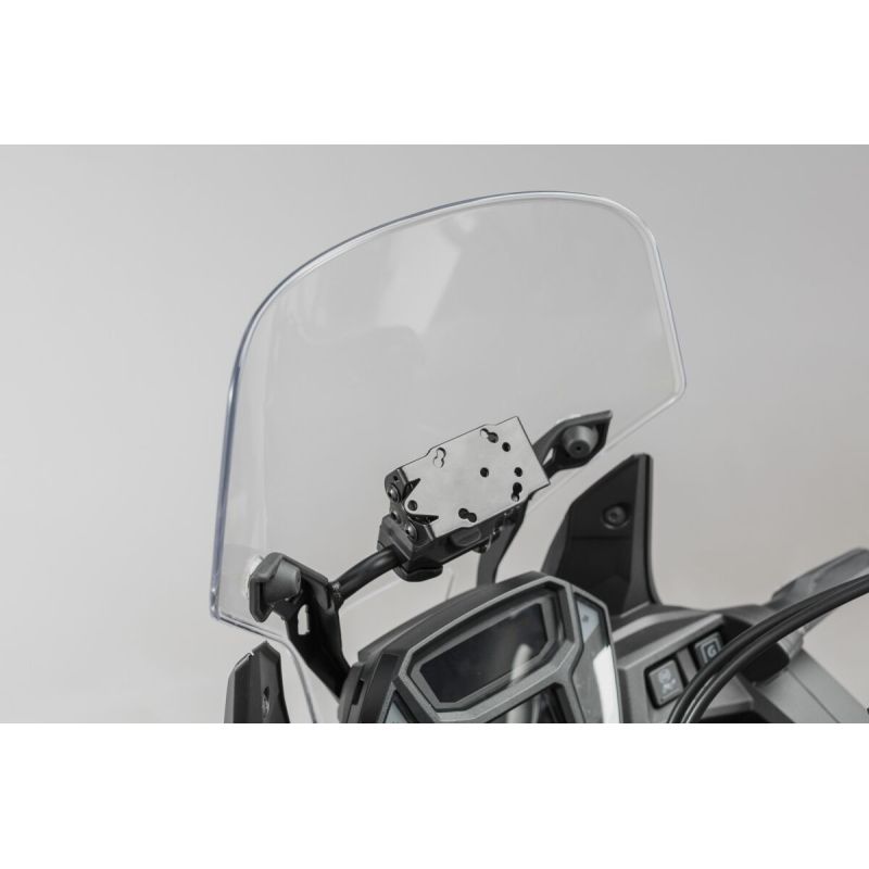 Fixation de GPS pour barre de renfort