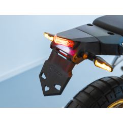 Feu arrière LED sur support de plaque RACETECH Integra - noir