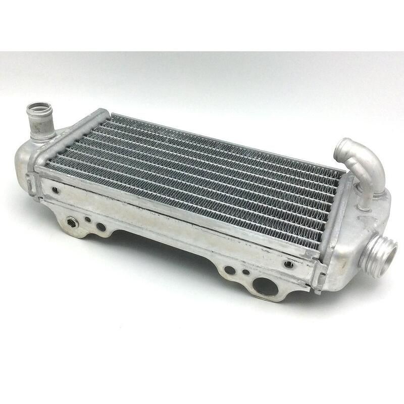Radiateur BIHR - Rieju MRT 50 / MRT 50 Pro Radiateur BIHR - Rieju MRT 50 / MRT 50 Pro